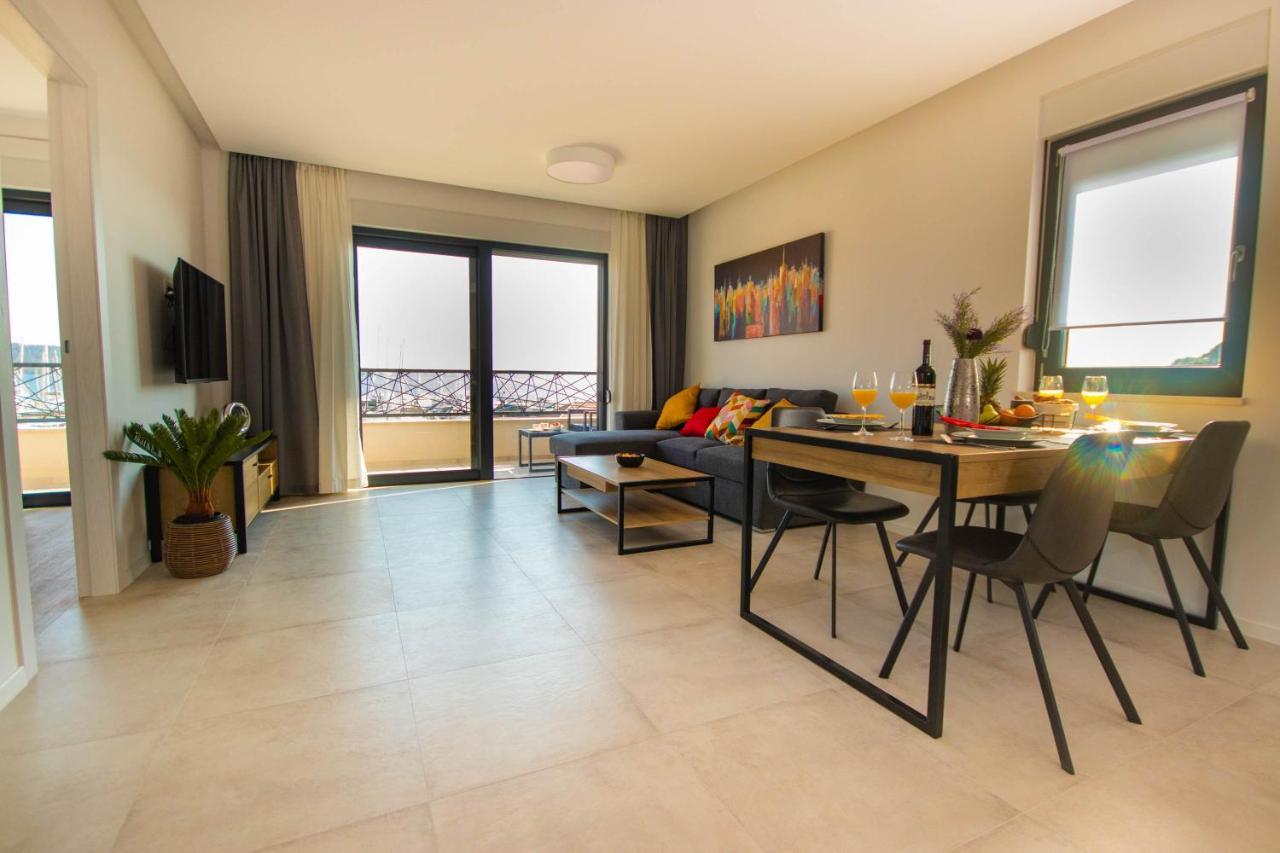Kaštela Apartmani Le-Lu מראה חיצוני תמונה