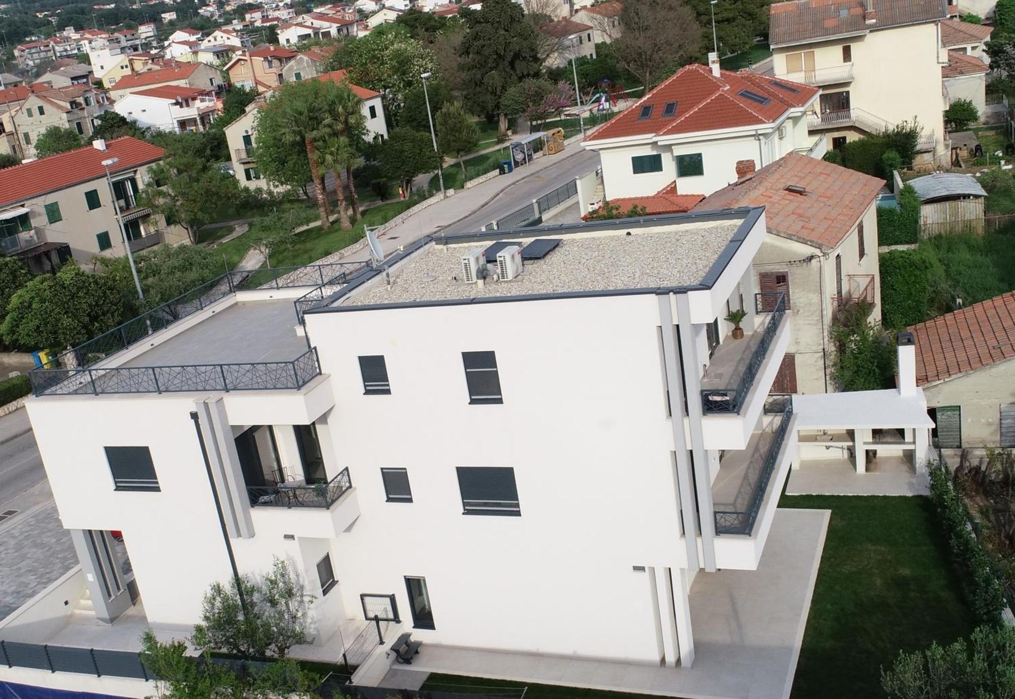 Kaštela Apartmani Le-Lu מראה חיצוני תמונה